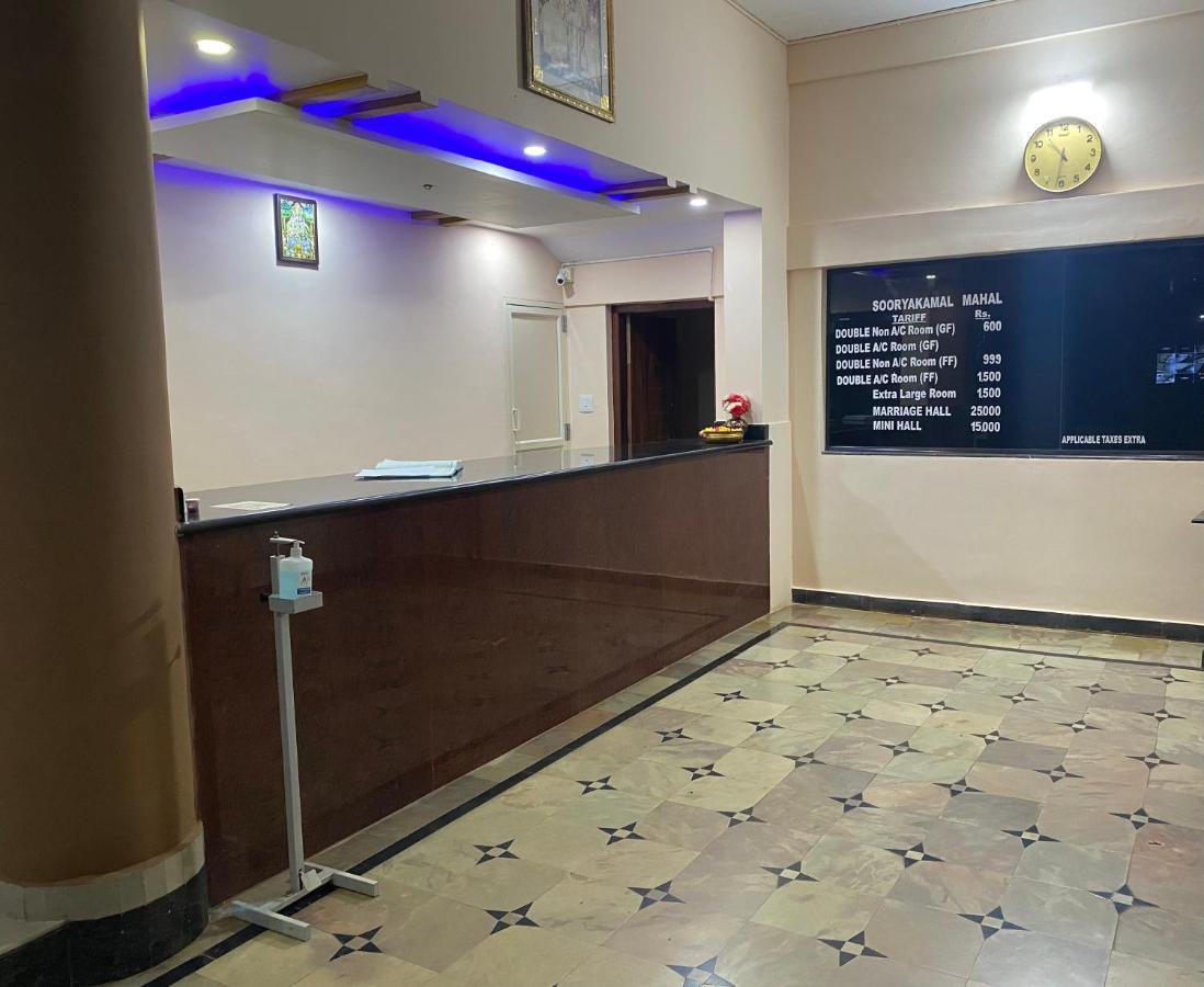 Sooryakamal Mahal Hotel Dharmastala Buitenkant foto